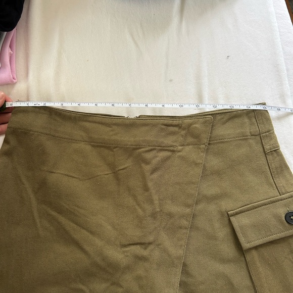 Olive Green Women's Cargo Shorts - Picture 7 of 7